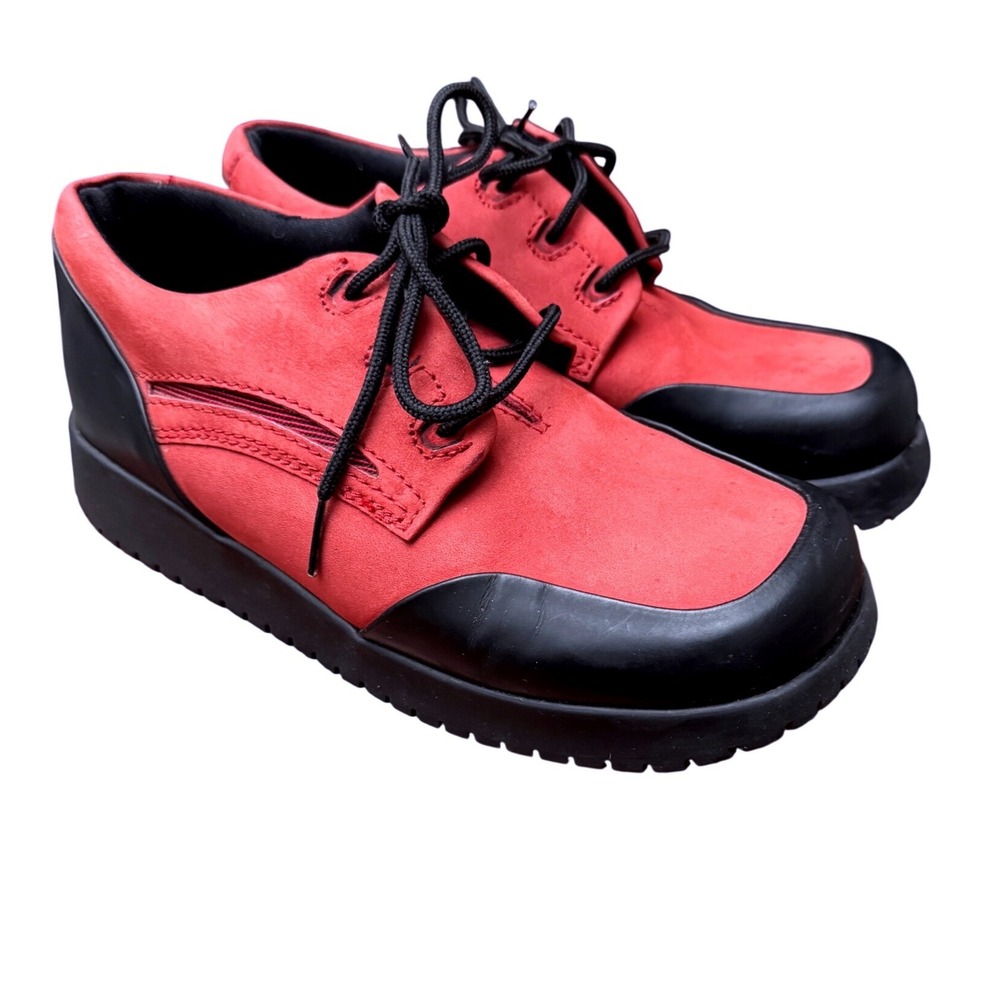 Timberland Low Top Oxford Shoes Red  Nubuck 6.5 Lace up Comfort Outdoor
Boots